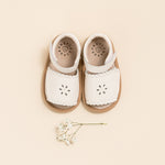 Load image into Gallery viewer, Pretty Brave - Skye Sandals (Ivory)
