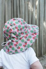Load image into Gallery viewer, Acorn - Strawberry Wide Brim Infant Hat - Pink &amp; White
