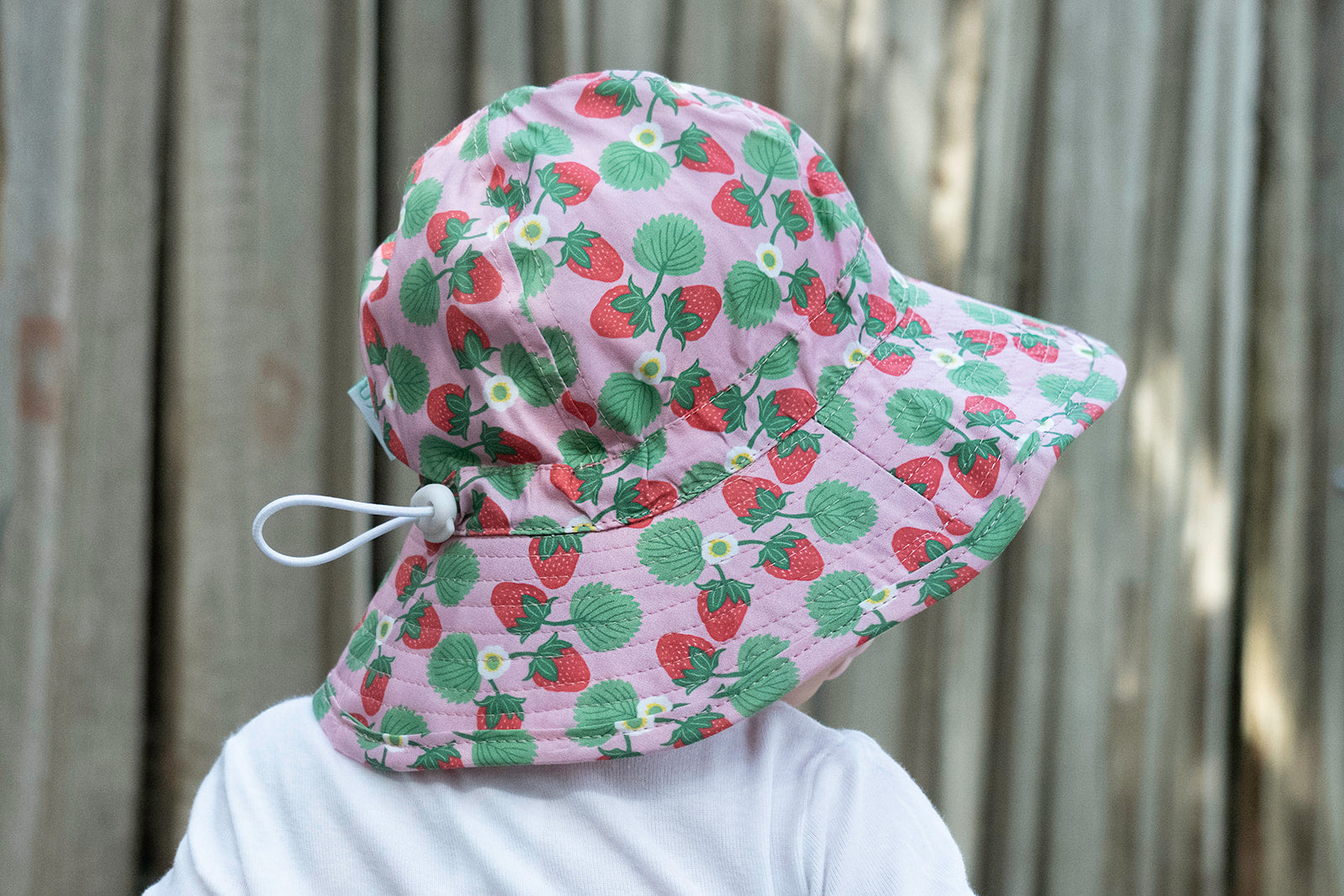 Acorn - Strawberry Wide Brim Infant Hat - Pink & White