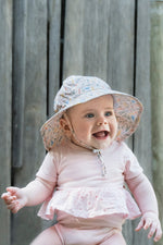 Load image into Gallery viewer, Acorn - Wildflower Wide Brim Infant Hat - Natural &amp; Multi
