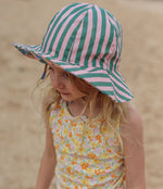 Load image into Gallery viewer, Acorn - Full Bloom Wide Brim Reversible Sunhat - Pink/Green/Multi

