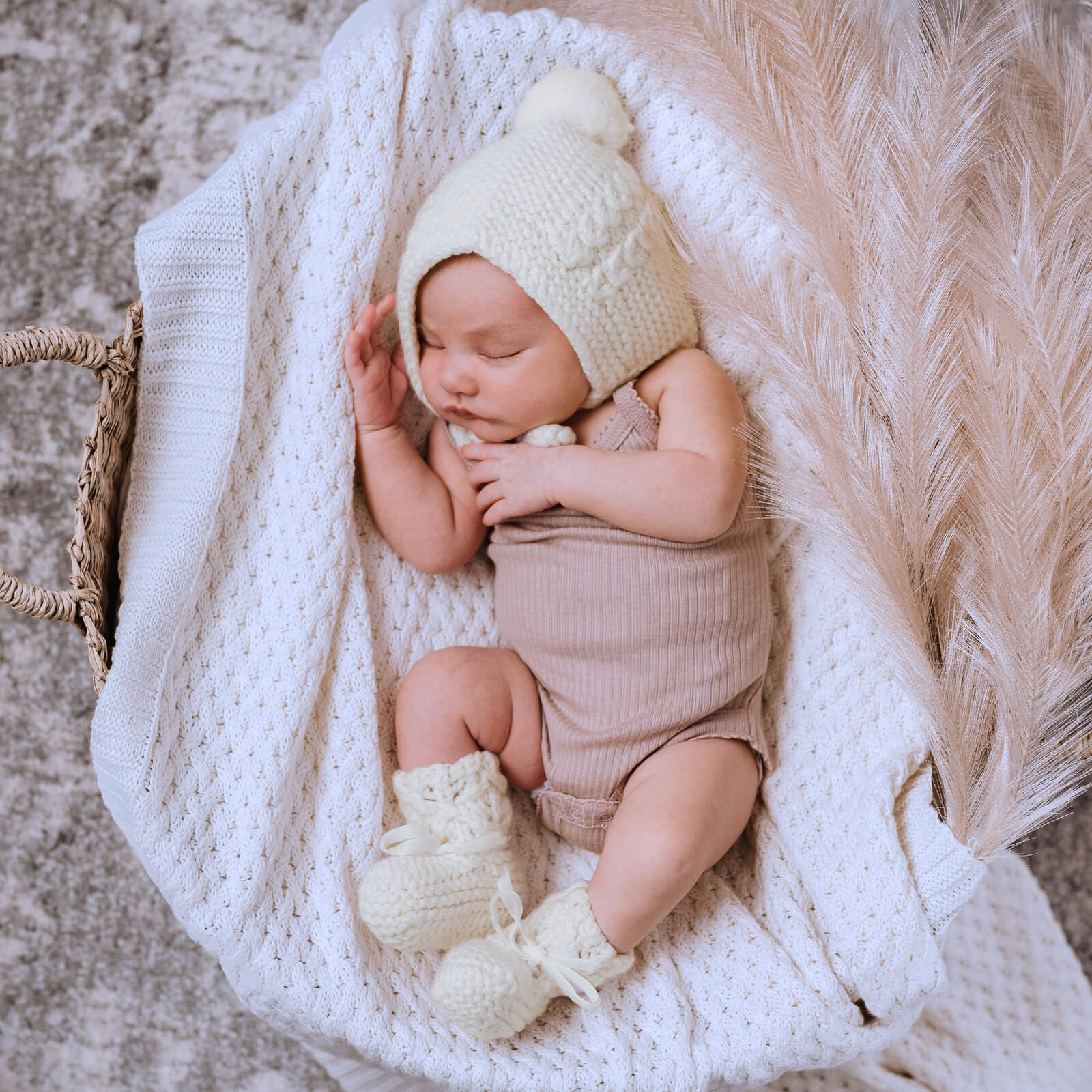 Snuggle Hunny Kids - Diamond Knit Baby Blanket (White)