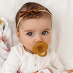Load image into Gallery viewer, Snuggle Hunny Kids - Toffee Velvet Bow
