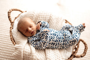 Snuggle Hunny Kids - Nightshade Growsuit Newborn (0000)